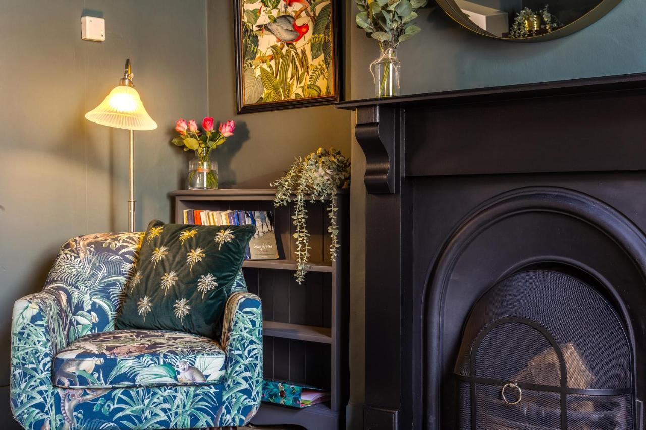Stylish Romantic Country Escape Near Chester Christleton Dış mekan fotoğraf