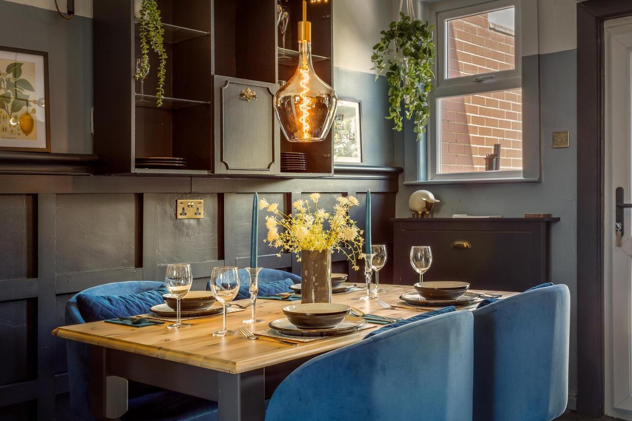 Stylish Romantic Country Escape Near Chester Christleton Dış mekan fotoğraf